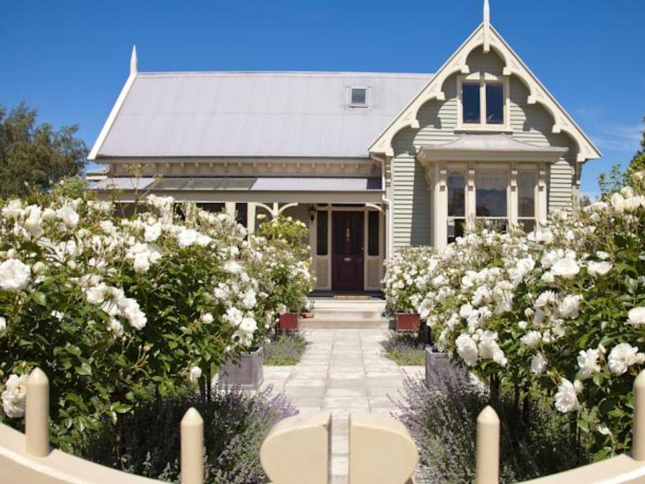 Lilac Rose Boutique Bed And Breakfast Christchurch Exterior photo